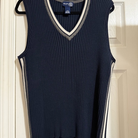Venezia Jeans Sweater Vest - Picture 2 of 7